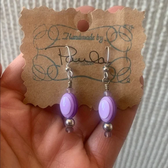 Handmade Purple&White Acrylic/Resin Beaded Dangle w/glass bead Earrings - Picture 5 of 6